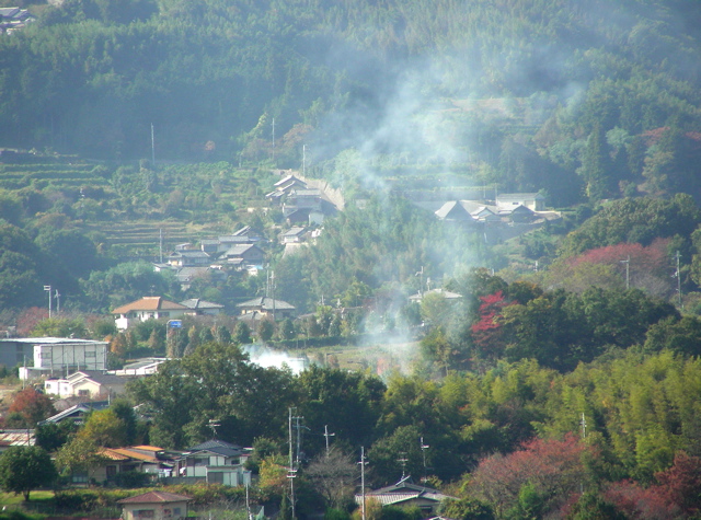 山間の村